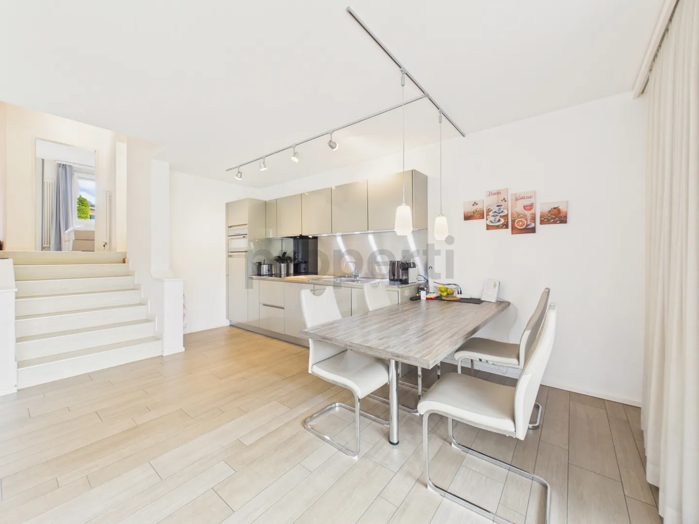 Apartment for sale - Photo 5 of 13