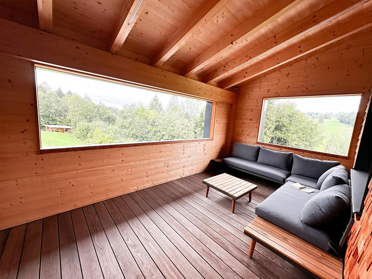 Charming 2.5-room apartment with nature view in Teufen - Photo 6 of 11