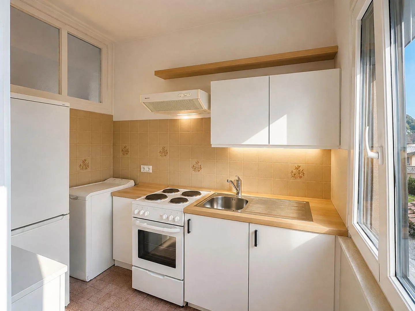 Charming corner house with garden, private courtyard and great potential in Arzo - Photo 3 of 12