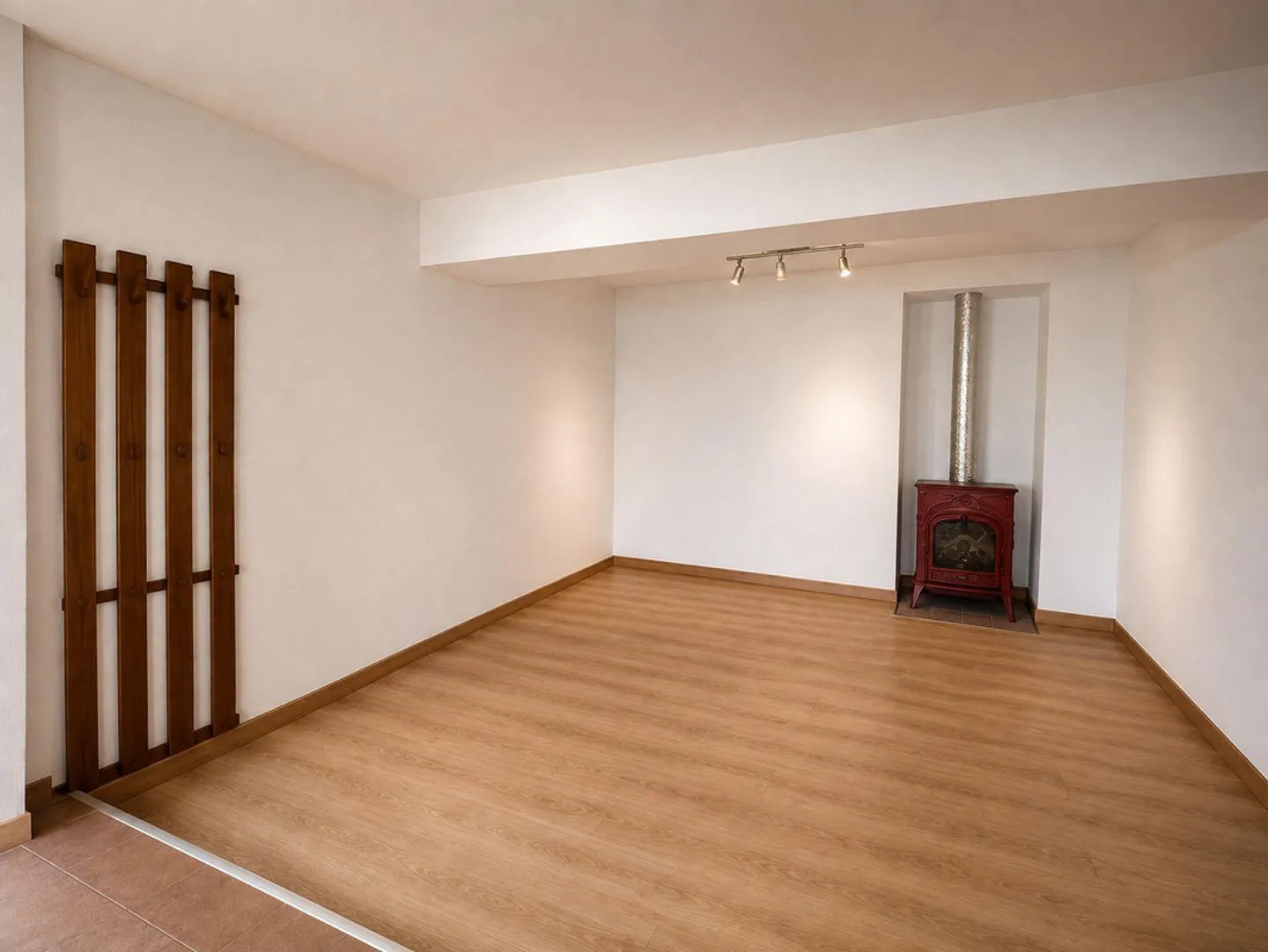Charming corner house with garden, private courtyard and great potential in Arzo - Photo 5 of 12