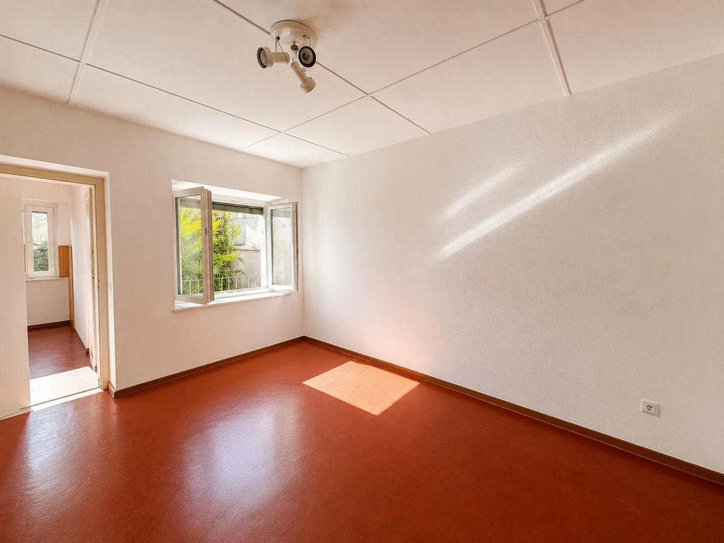 Charming corner house with garden, private courtyard and great potential in Arzo - Photo 6 of 12