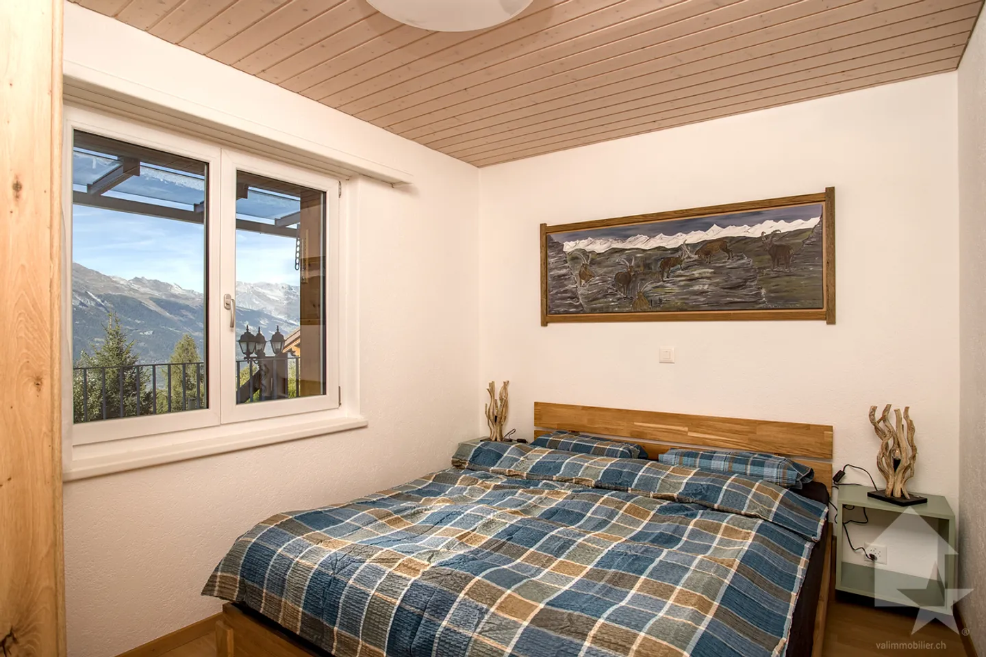 Beautiful 4.5-room apartment on the ground floor of a chalet - Photo 6 of 15