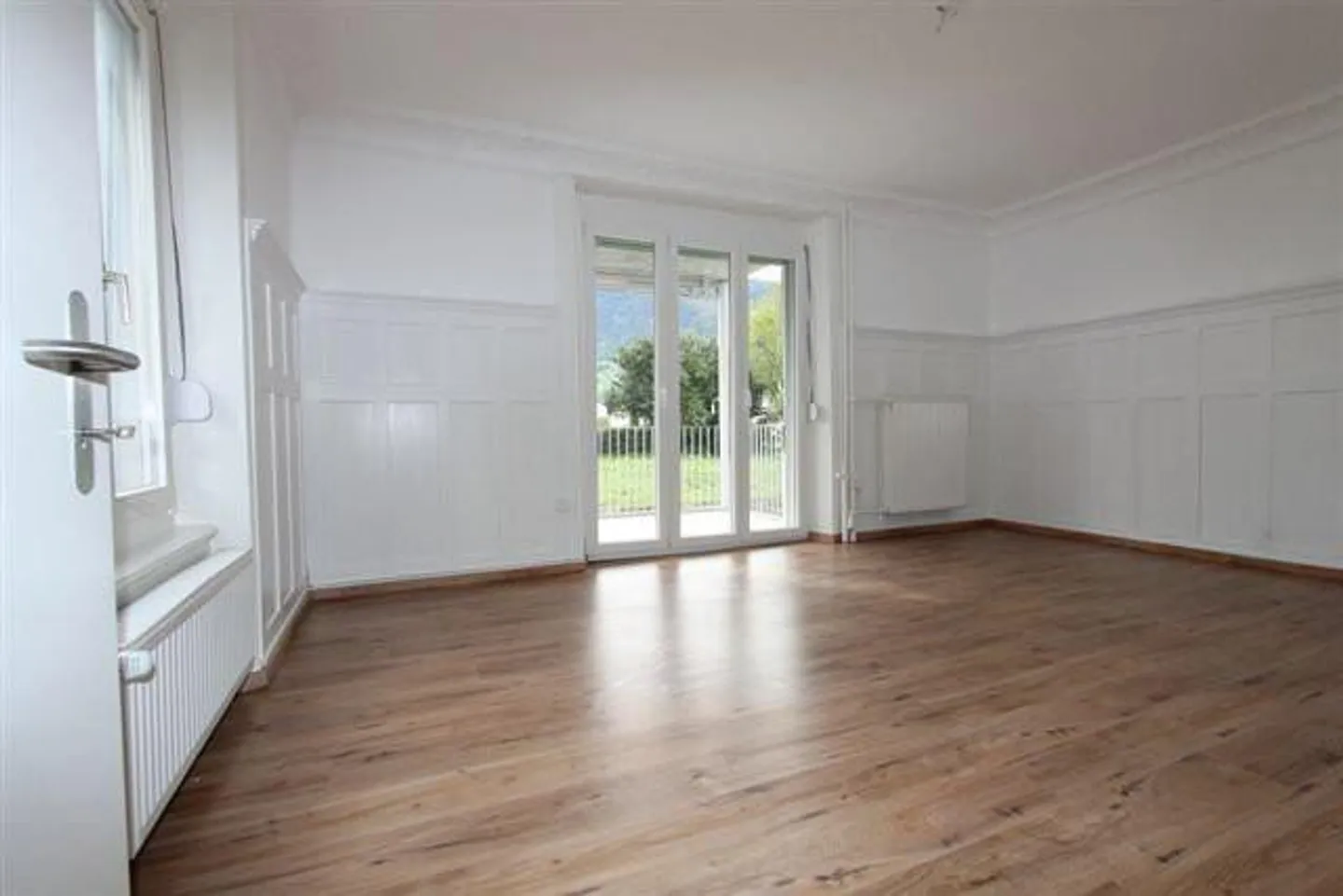 Charmante Wohnung mit Terrasse - Foto 2 von 6