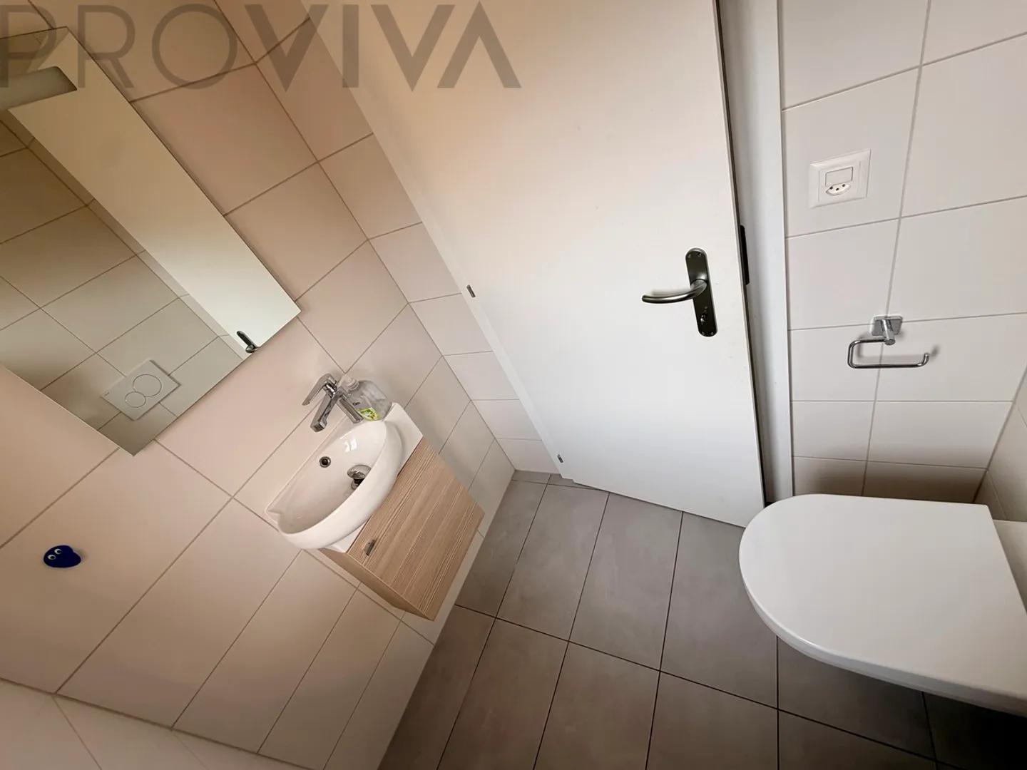 Authentic Charm and Modern Comfort - Photo 4 of 6