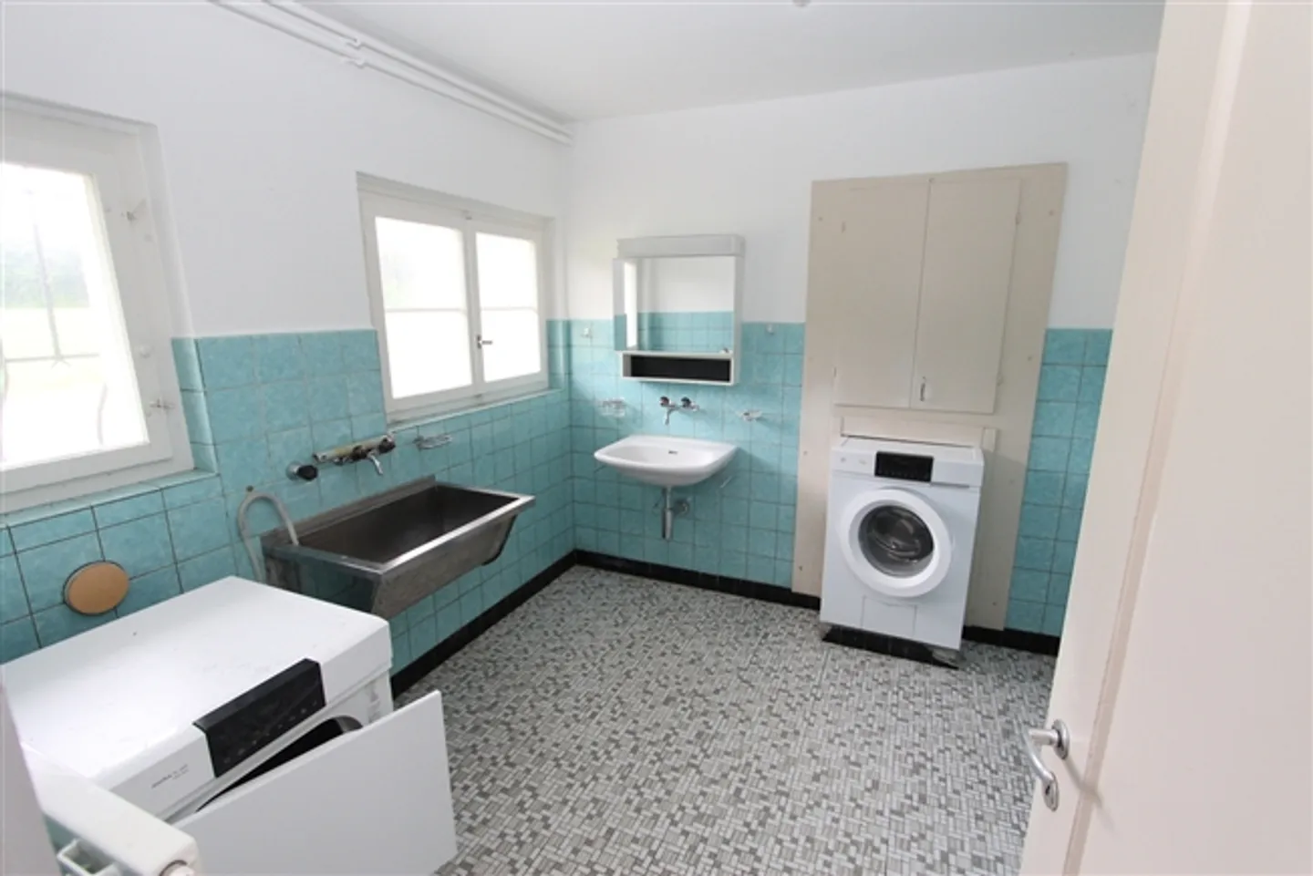 unique - quiet - agricultural - Photo 3 of 17