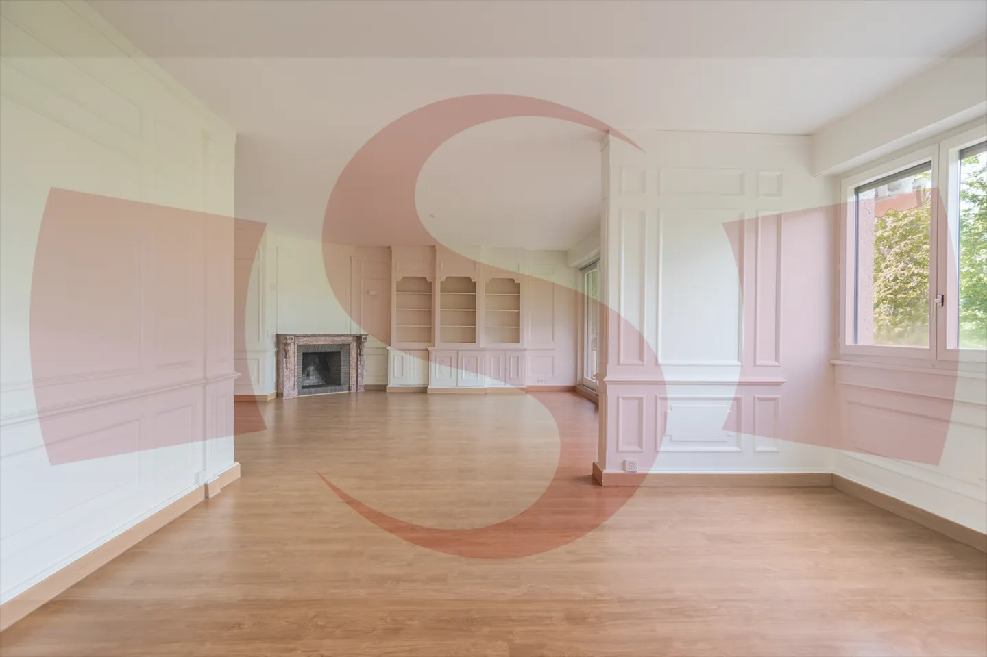 MAGNIFIQUE APPARTEMENT AVEC VUE SUR LE PARC BERTRAND - Photo 2 sur 10