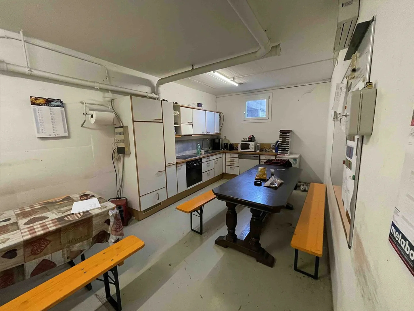 Approx. M2 275 Commercial Warehouse in Breganzona for Sale Ref. 0384 - Photo 5 of 5