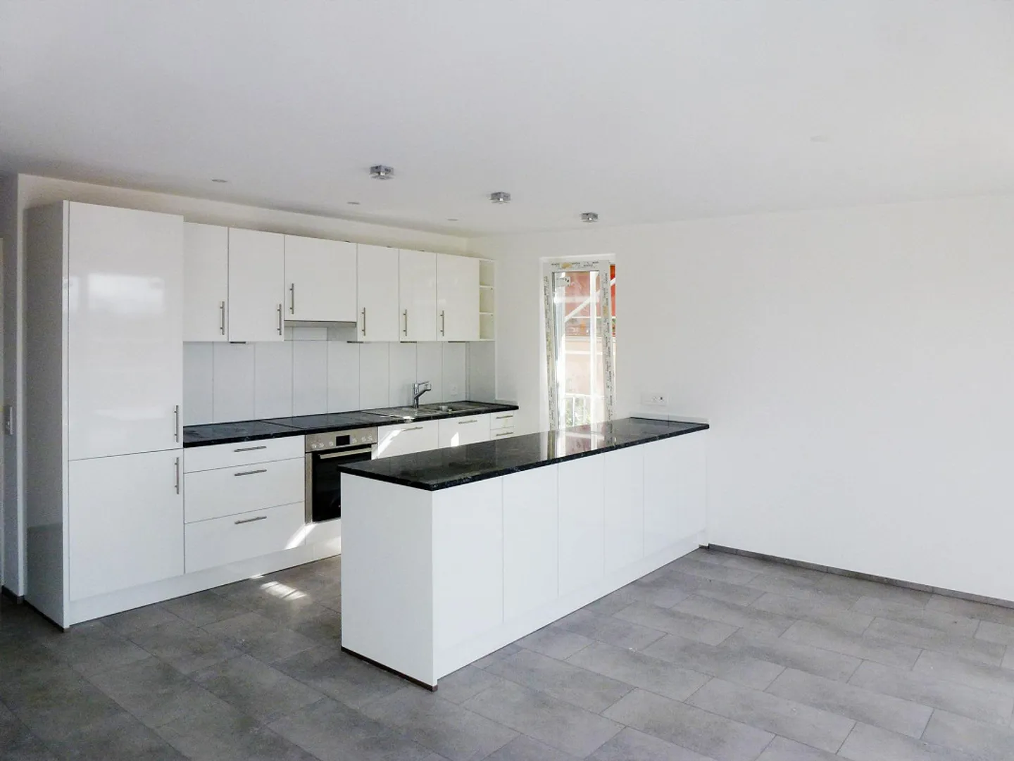 Immeuble collectif avec 18 appartements – 5,15 % de rendement, garantie locative pour... - Photo 6 sur 13