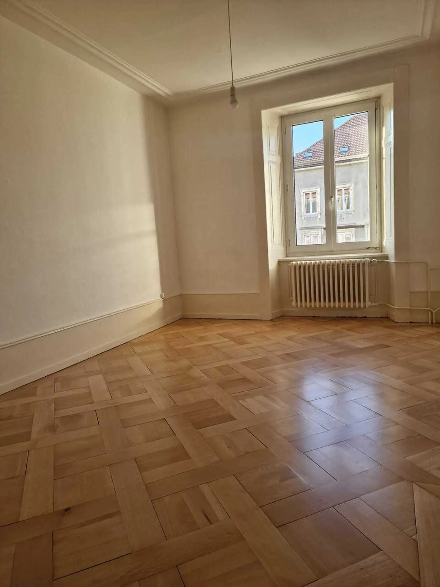 Rue Numa-Droz 75 - Appartamento 3 vani 2° piano - Foto 5 di 10