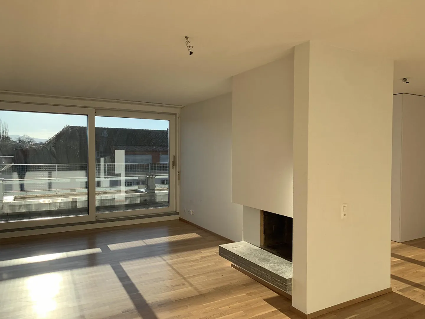 Attika-Traum mit Sicht auf Spalentor (grosszügige Terrasse 76m²) - Foto 2 von 18