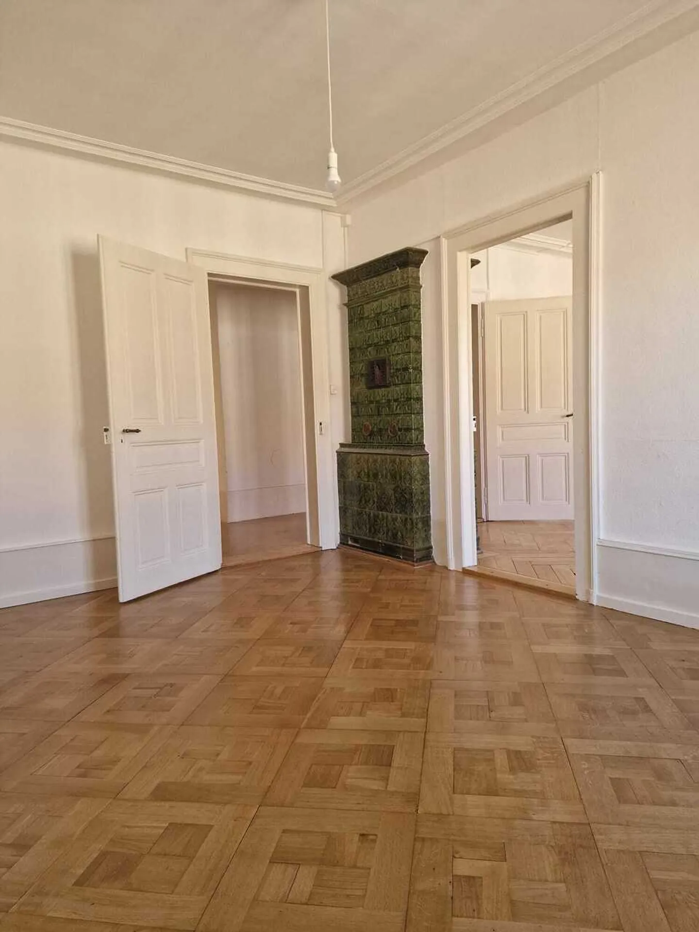 Rue Numa-Droz 75 - Appartamento 3 vani 2° piano - Foto 3 di 10