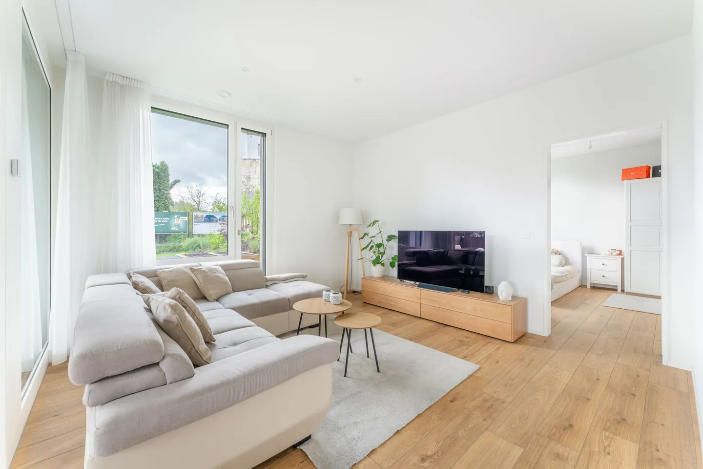 Bellissimo appartamento giardino 4.5 camere con vista sul castello - Foto 4 di 19