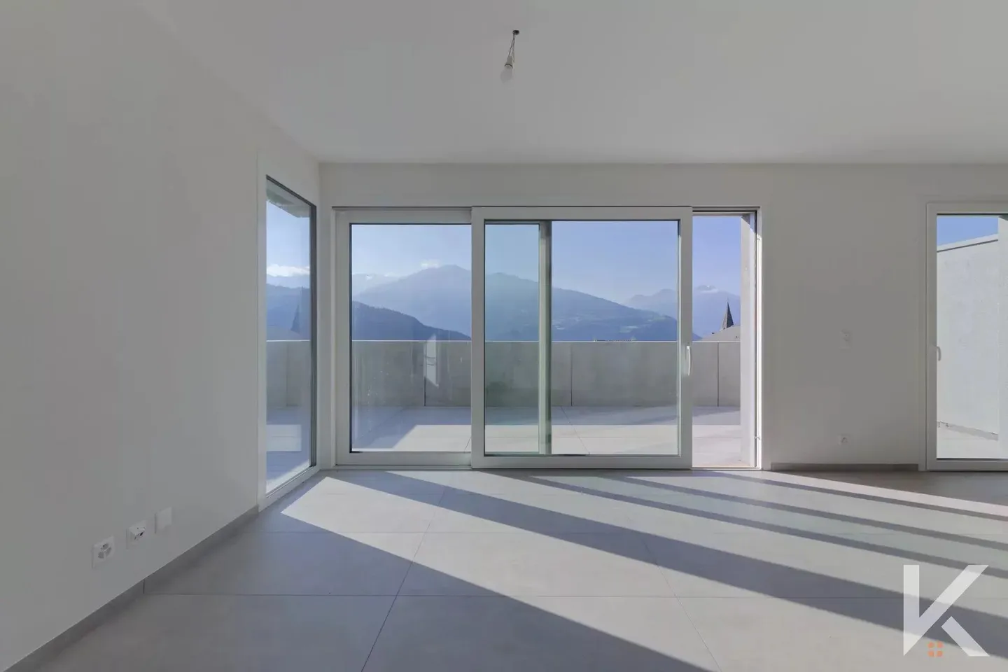 Appartement Contemporain avec Balcon - Photo 6 sur 14