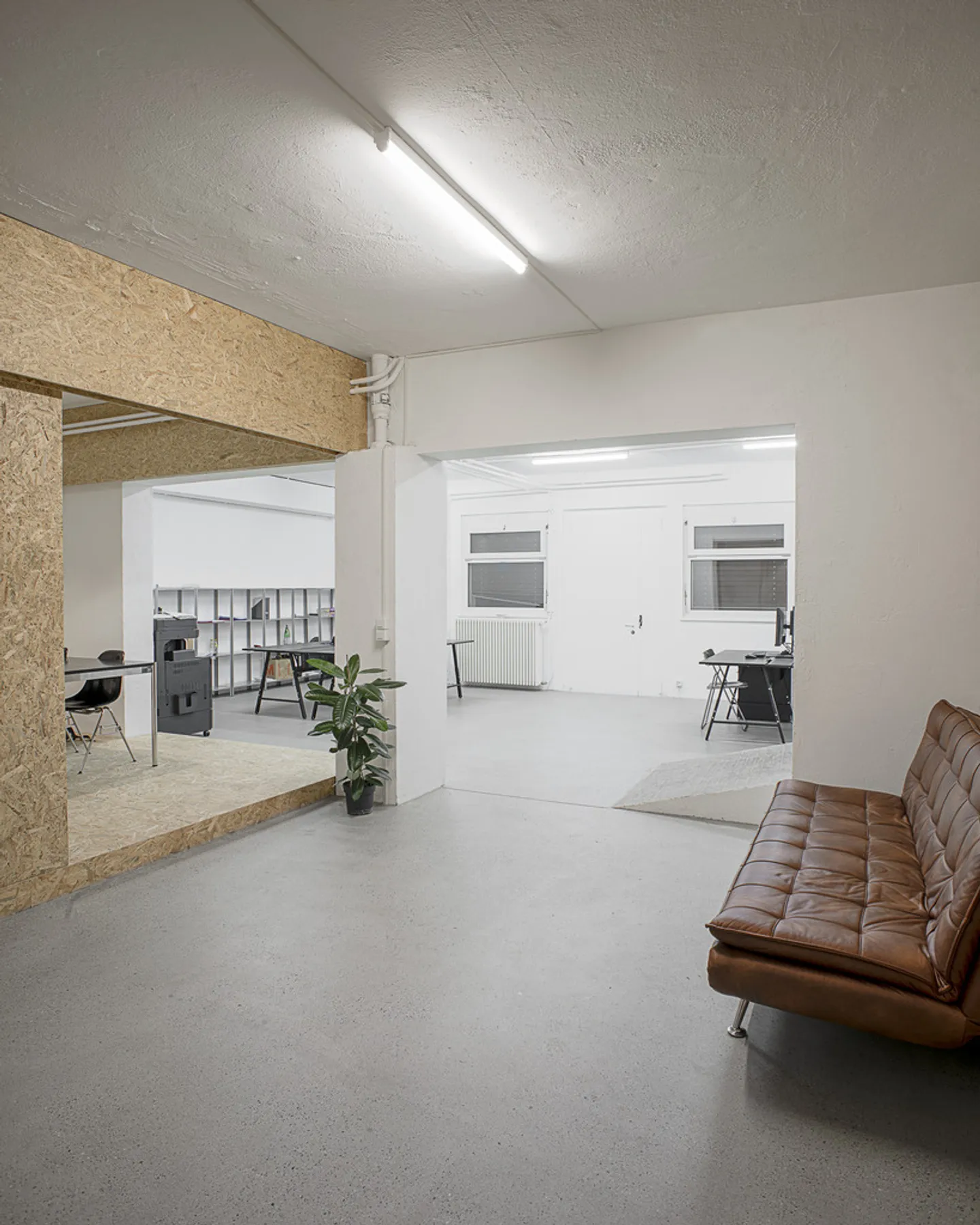 Commerce - Photo 4 of 6