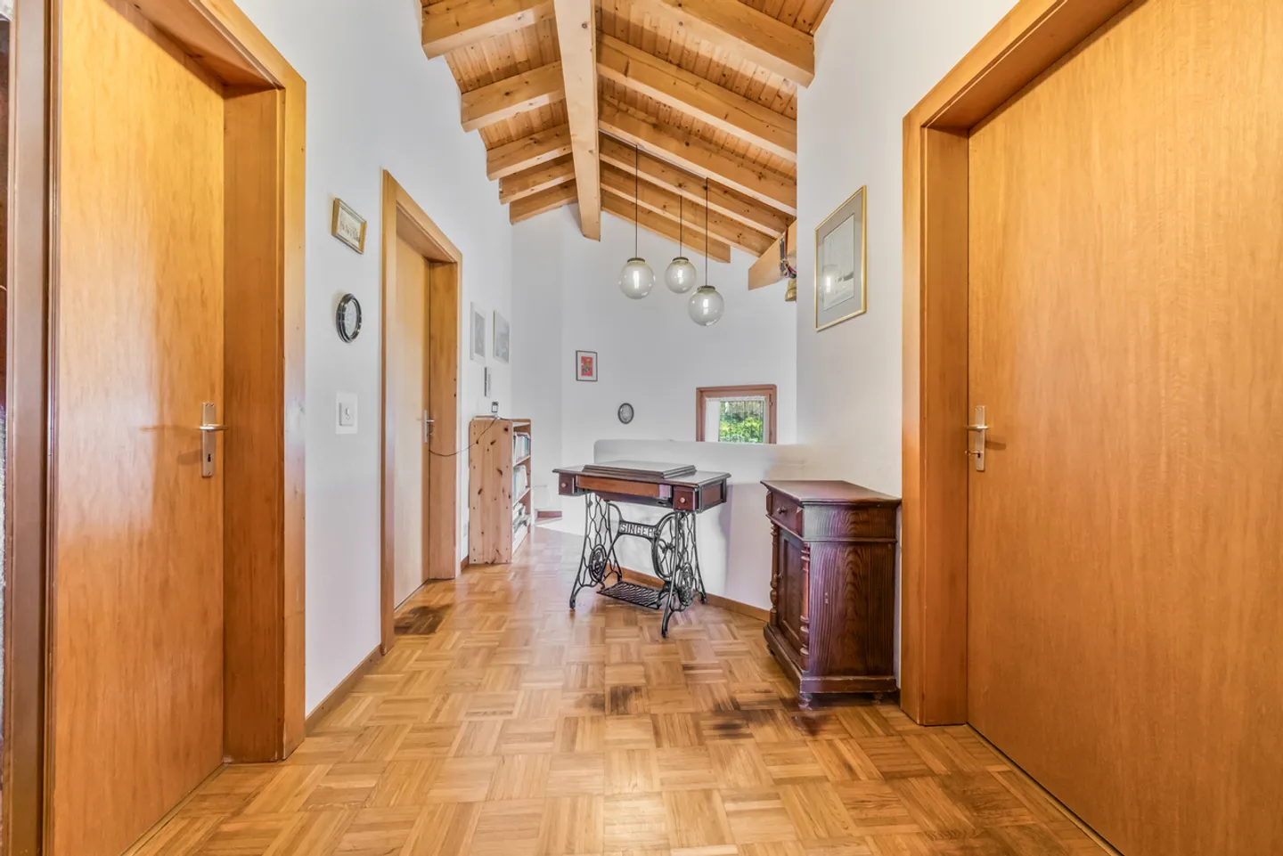 INDIVIDUAL VILLA - NEAR SCHOOL - PANORAMIC VIEW - EXCLUSIVE - Photo 8 of 13