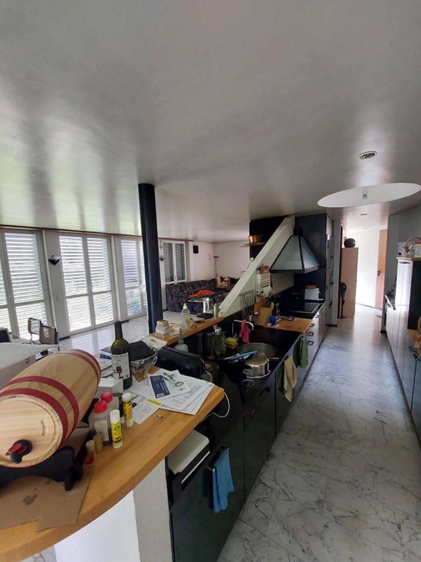 Moderne Villa mit Werkstatt - Foto 6 von 25