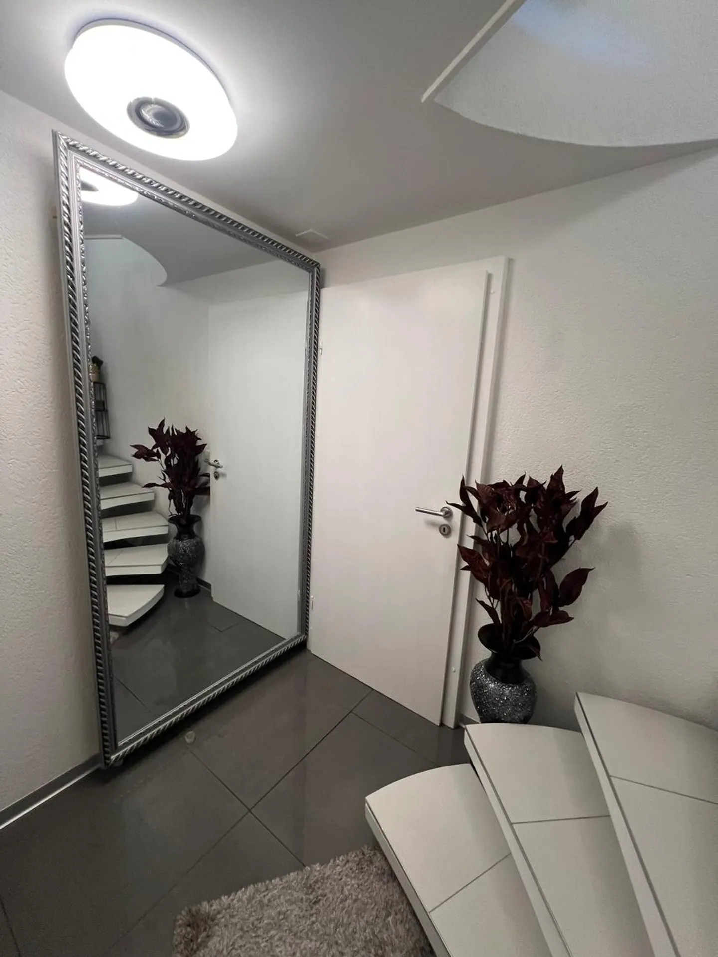 Magnifica villa moderna di 5,5 locali con grande giardino - Courtepin - Foto 11 di 13