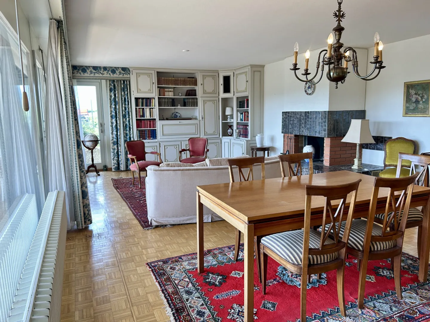 Magnifique avec grand balcon couvert et accès direct au jardin - Photo 2 sur 6