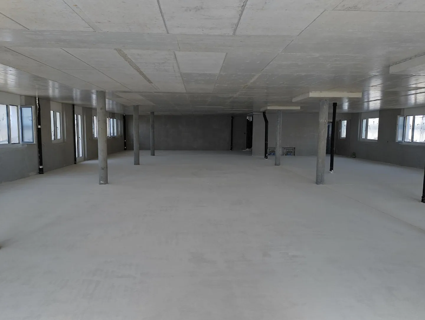 Espaces de production, de stockage et de bureau - Photo 10 sur 14