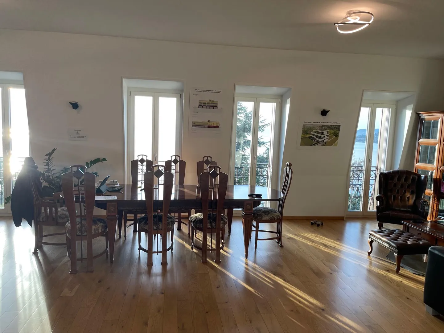 Magnifique appartement de 3,5 pièces au centre-ville au dernier étage - Photo 2 sur 15