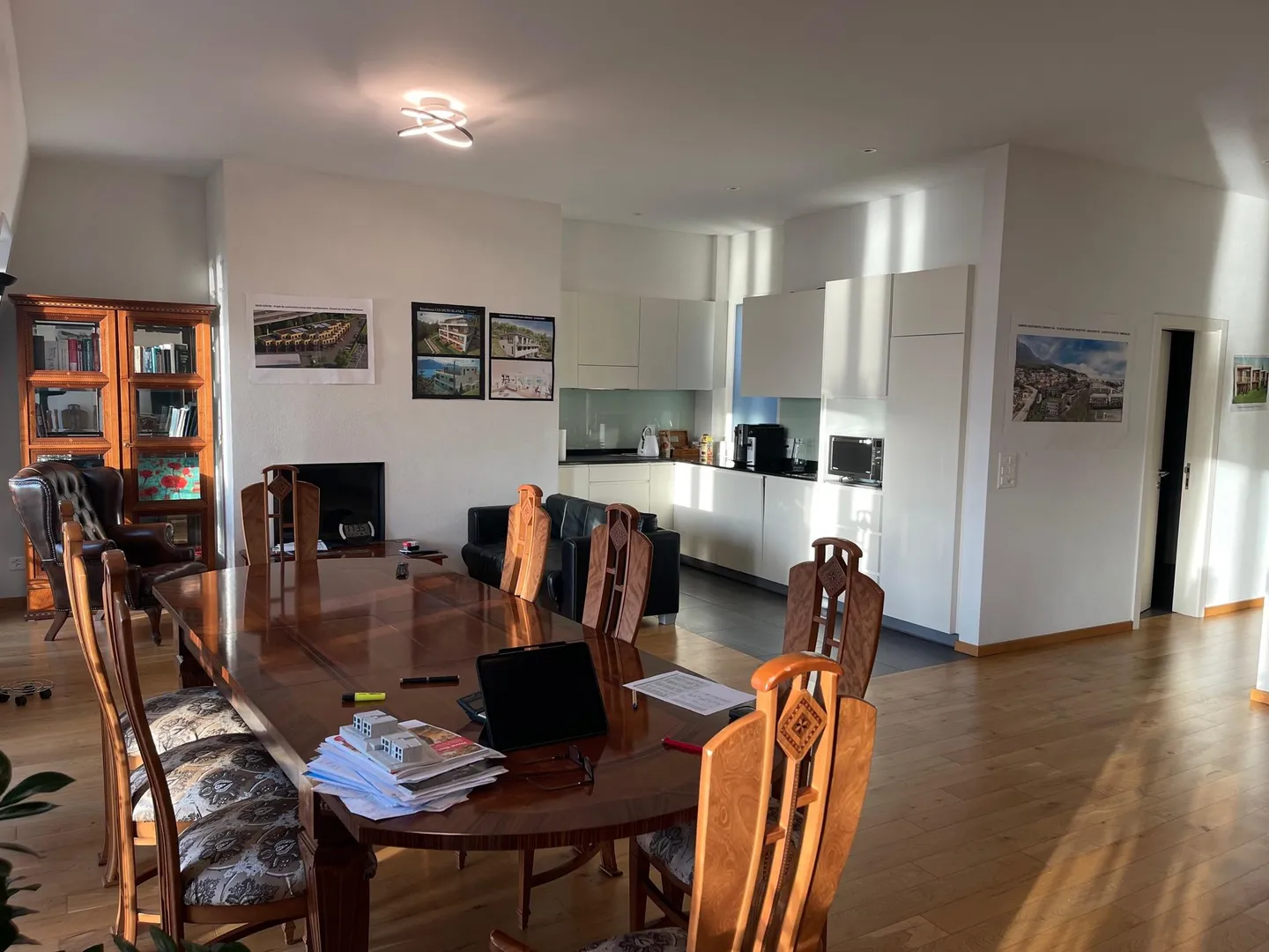 Magnifique appartement de 3,5 pièces au centre-ville au dernier étage - Photo 3 sur 15