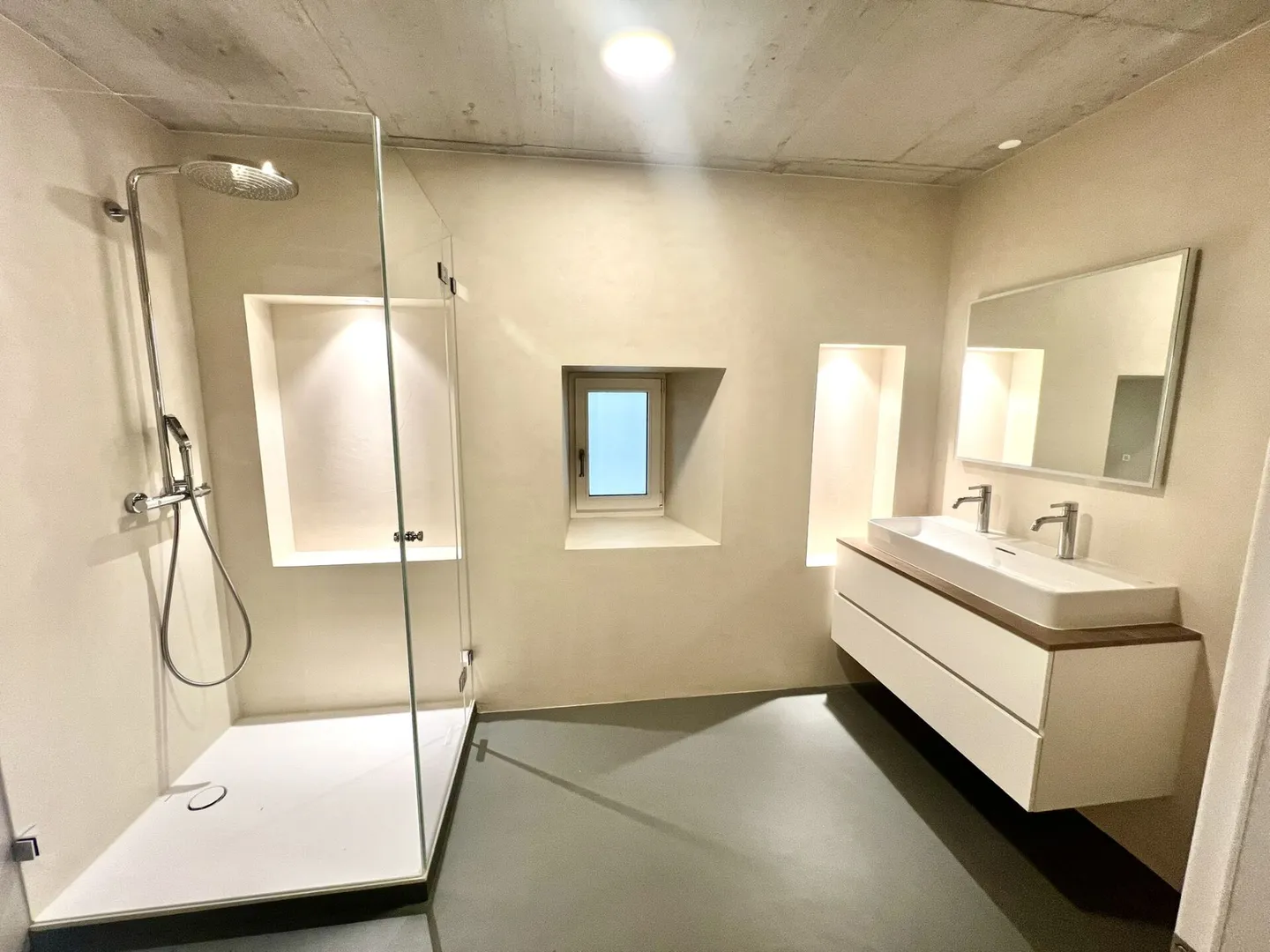 Appartamento duplex nel centro di Muttenz - Foto 8 di 19