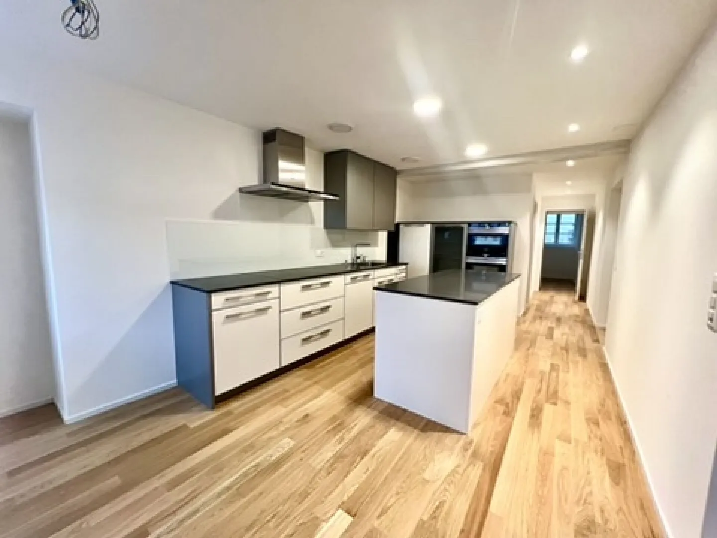 Appartamento duplex nel centro di Muttenz - Foto 6 di 19