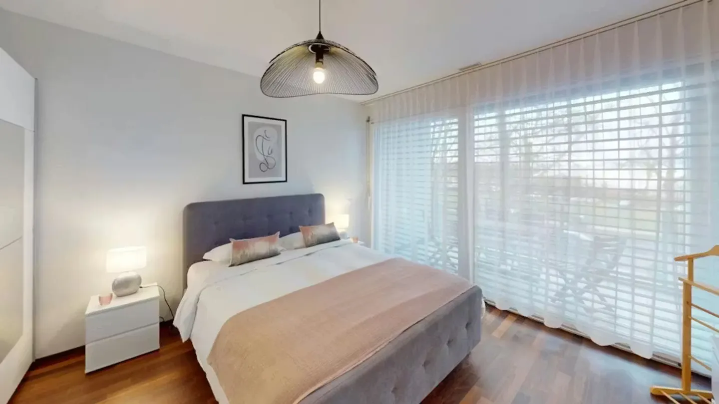 Charming Chalet Retreat - Photo 6 of 10