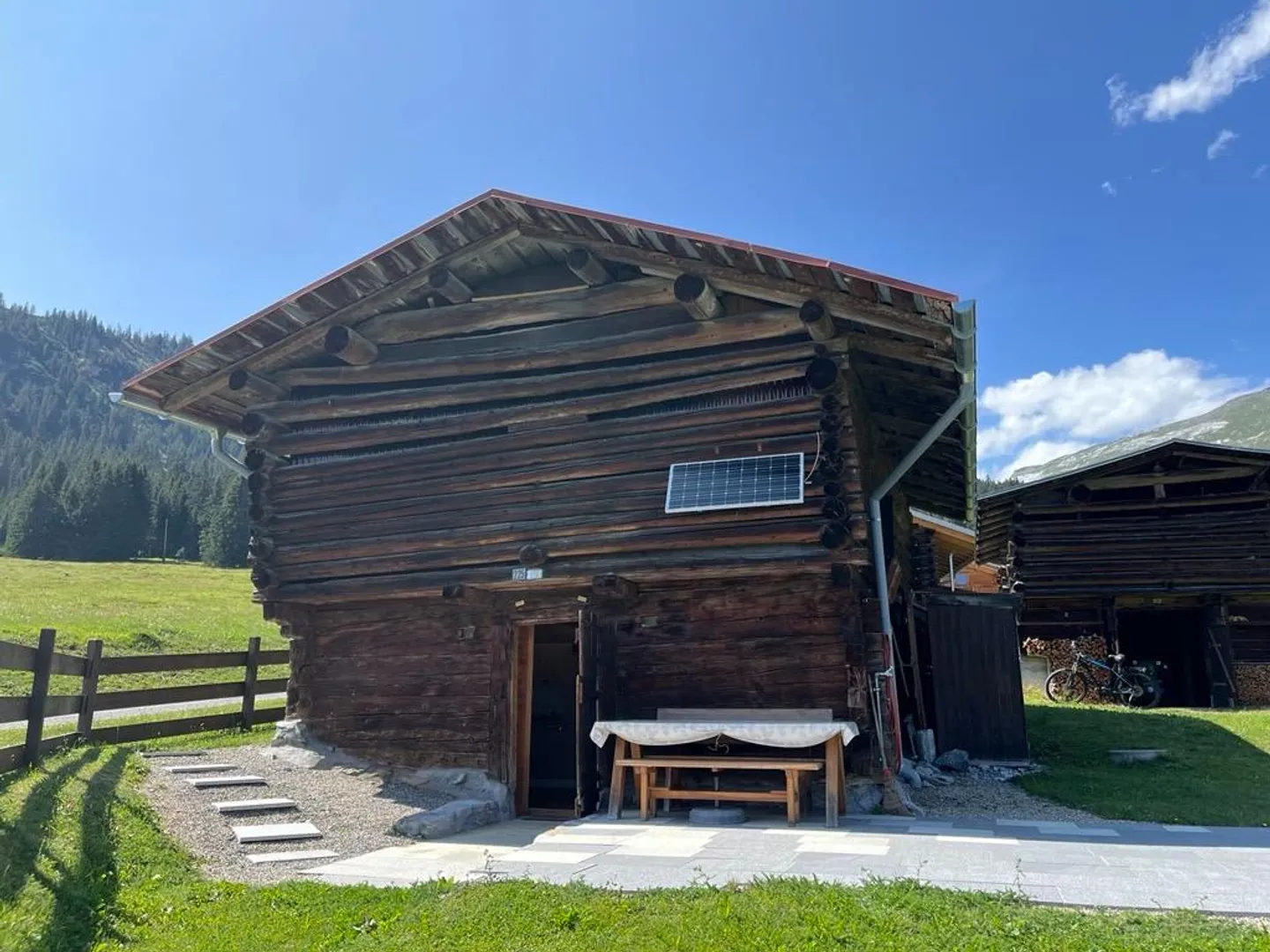 Hutte alpine au-dessus de Flims - Photo 2 sur 12