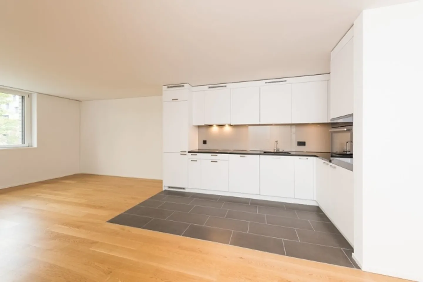 A Happy Apartment Start - Photo 3 of 6