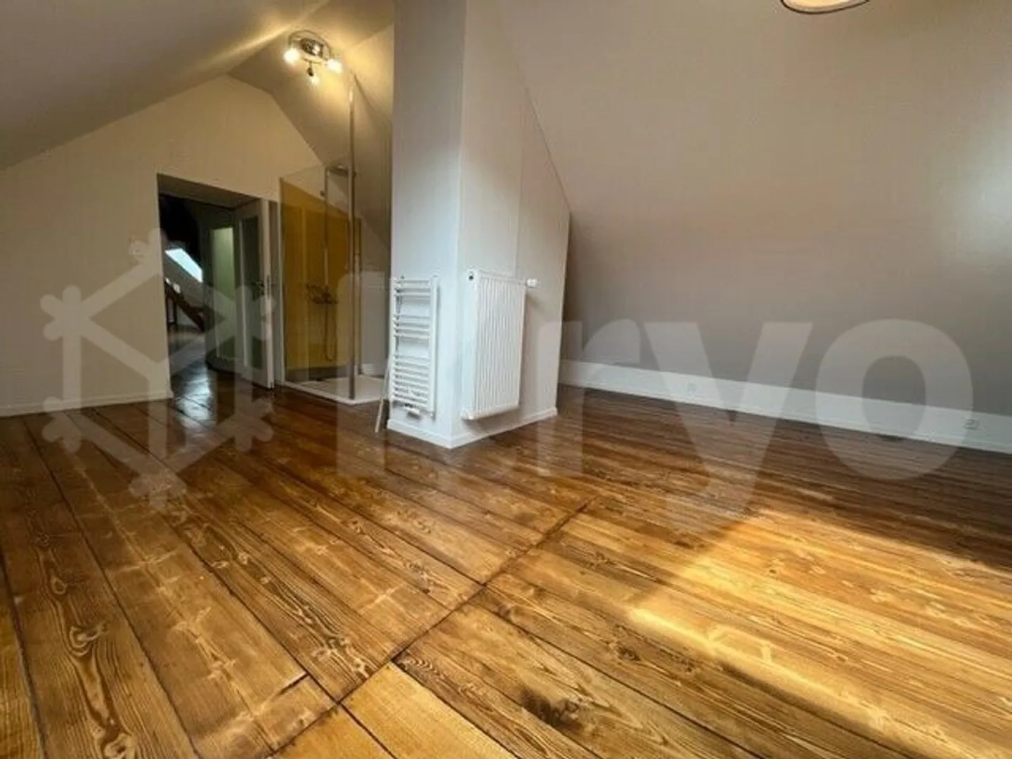 Bassecourt, wunderschönes Loft mit 2,5 Zimmern zu vermieten - Foto 4 von 8