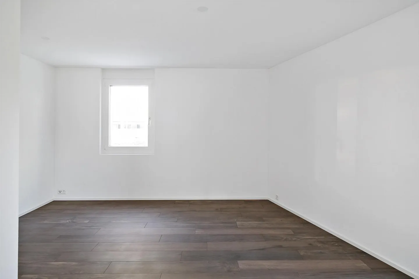 Moderno appartamento di 3.5 locali in posizione centrale - Foto 5 di 10