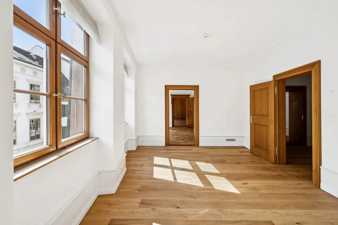 Exklusive Wohnung im historischen Herzen der Stadt - Foto 7 von 11