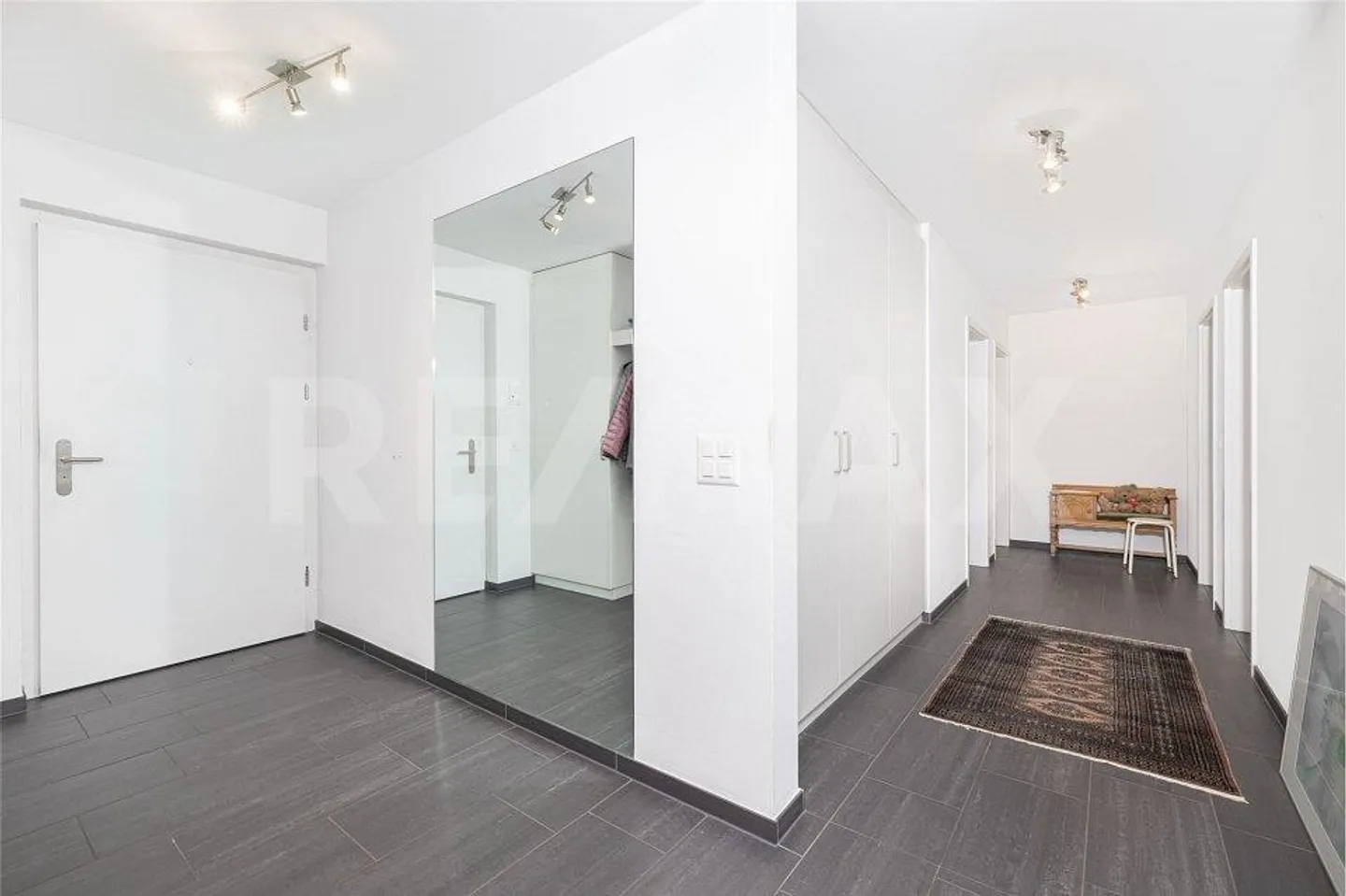 Appartement de jardin 3,5 pièces avec grand espace extérieur - Photo 3 sur 11