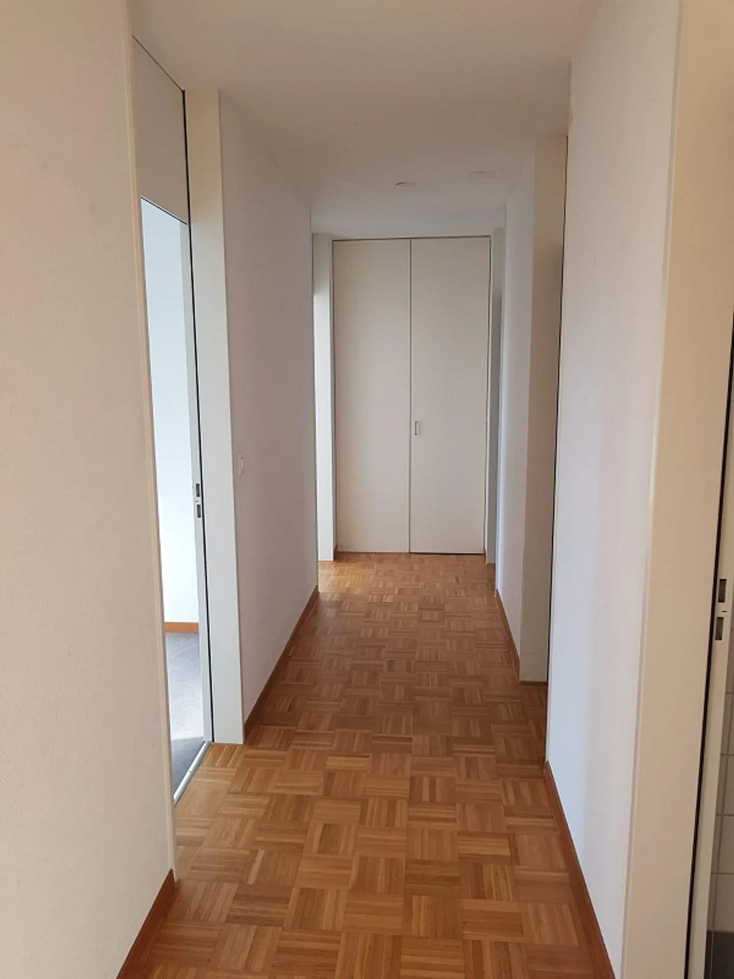 Helle 4.5-Zimmer-Wohnung mit Wintergarten im beliebten Breitequartier! - Foto 5 von 10