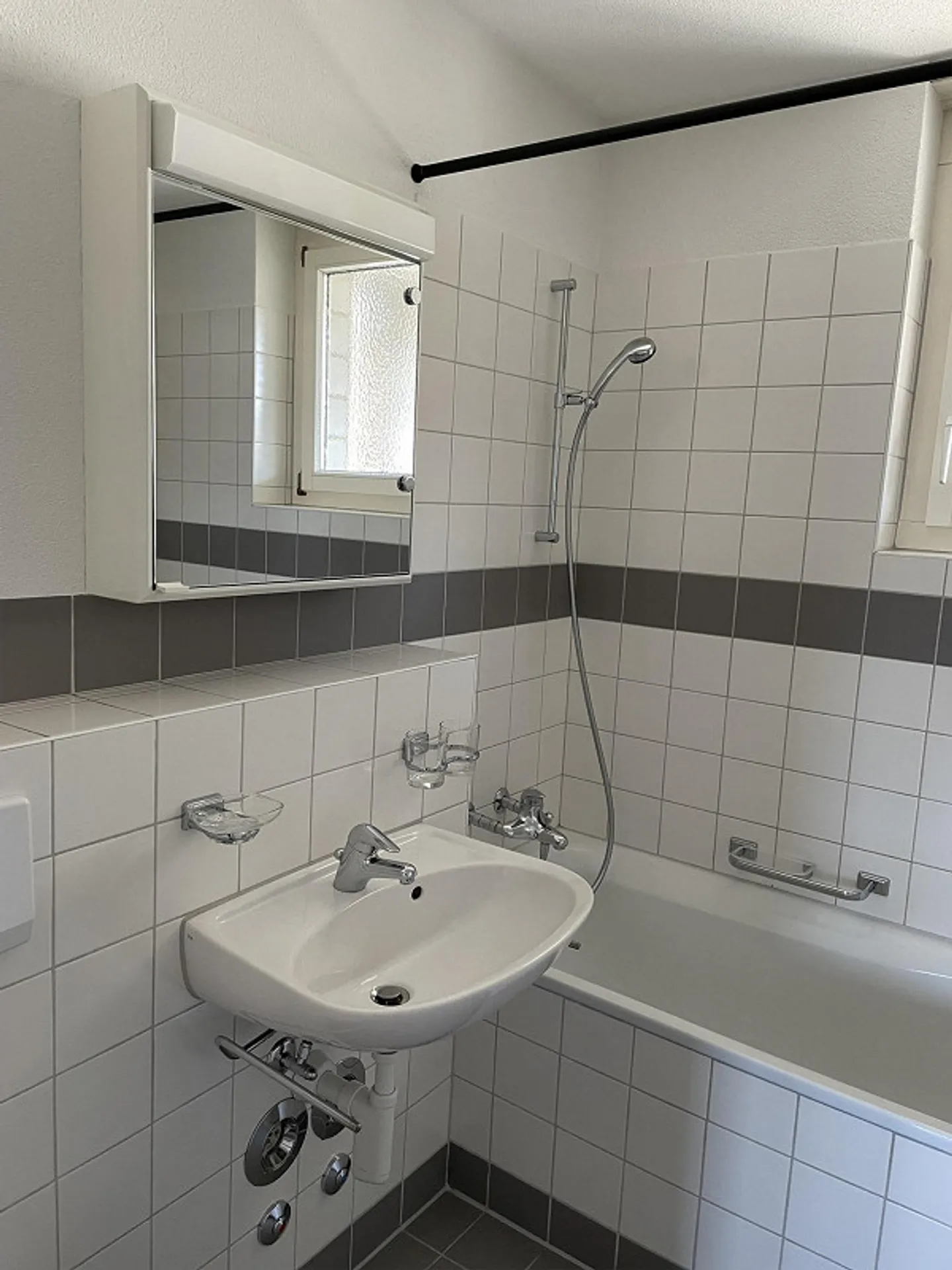 Helle 4.5-Zimmer-Wohnung mit Wintergarten im beliebten Breitequartier! - Foto 7 von 10