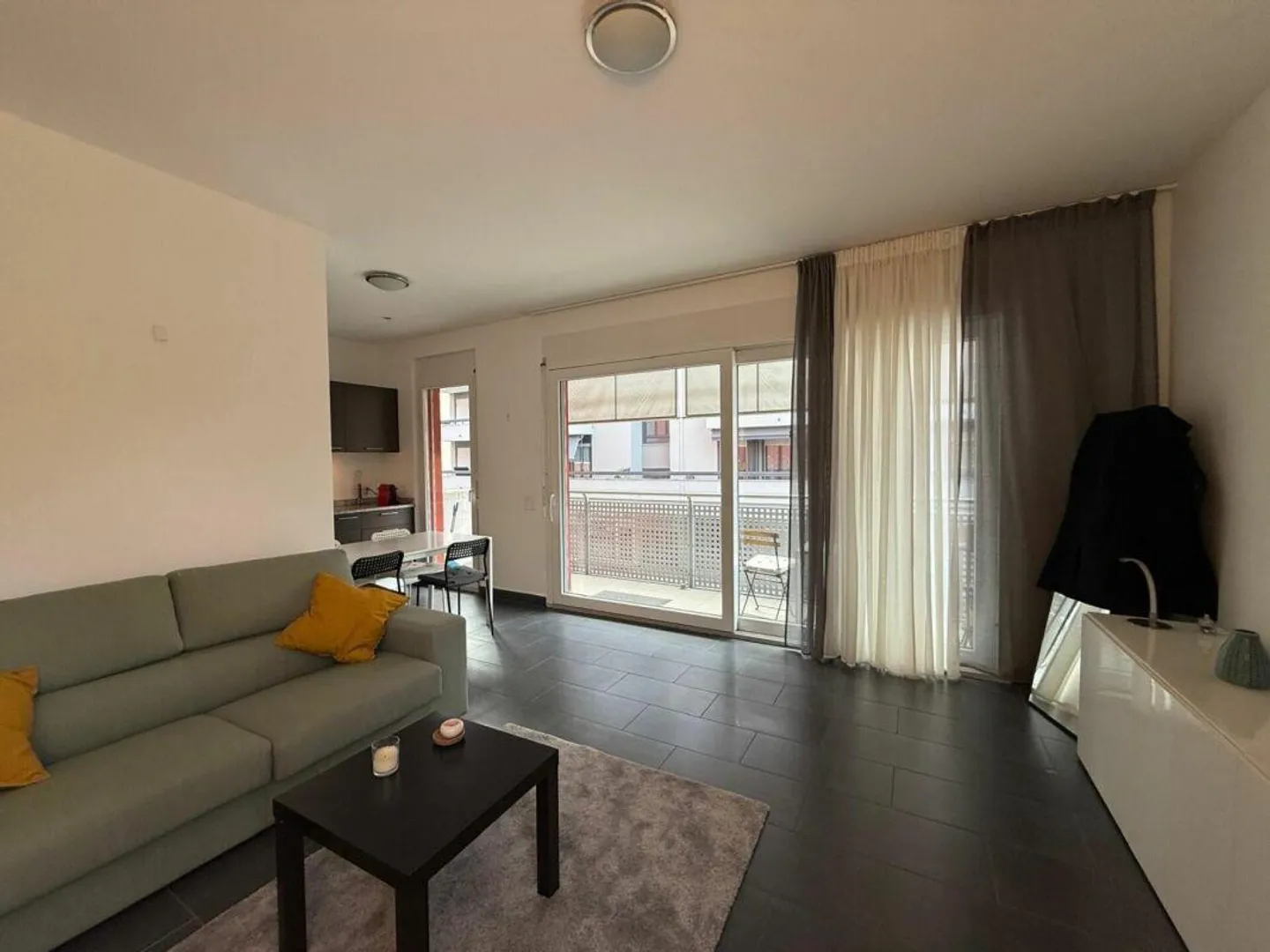 Bel appartement de 3,5 pièces à Lugano - Photo 2 sur 10