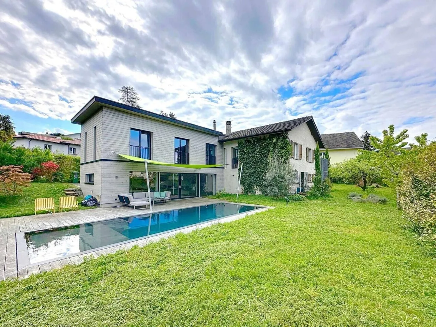 5-Zimmer-Villa zur Miete in Vevey mit Garten und Pool! - Foto 1 von 10