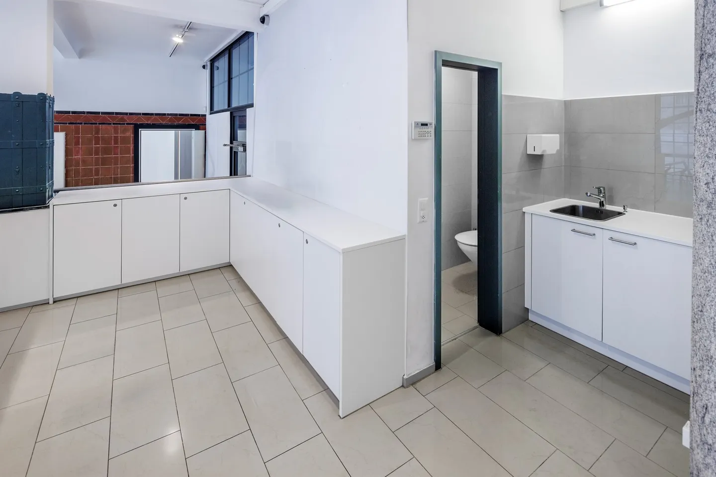 Mischgenutztes Gebäude mieten - Foto 5 von 10