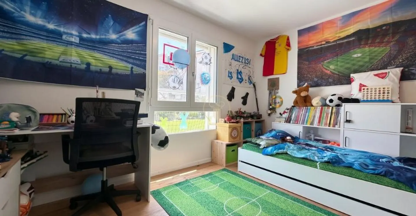 Appartement lumineux 5.5 pièces - Photo 3 sur 9