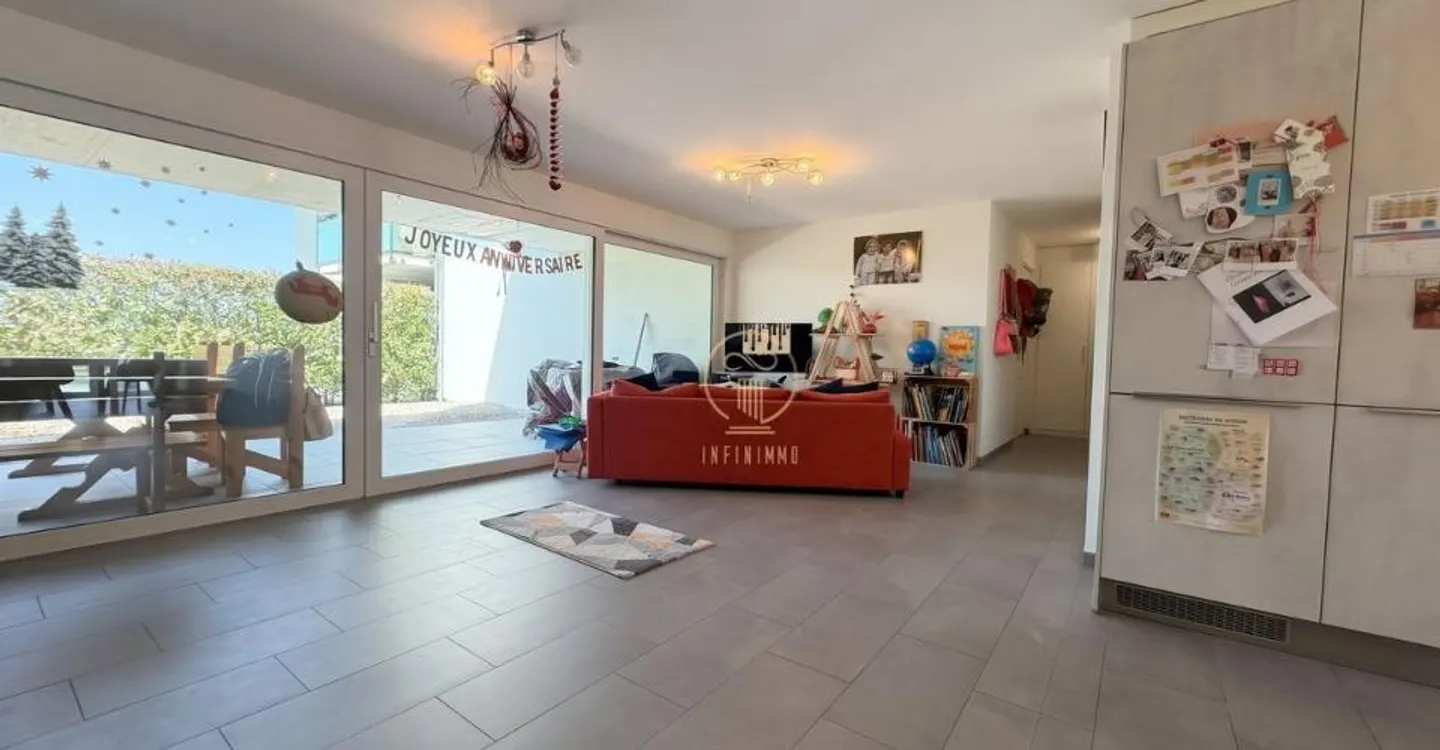 Appartement lumineux 5.5 pièces - Photo 1 sur 9