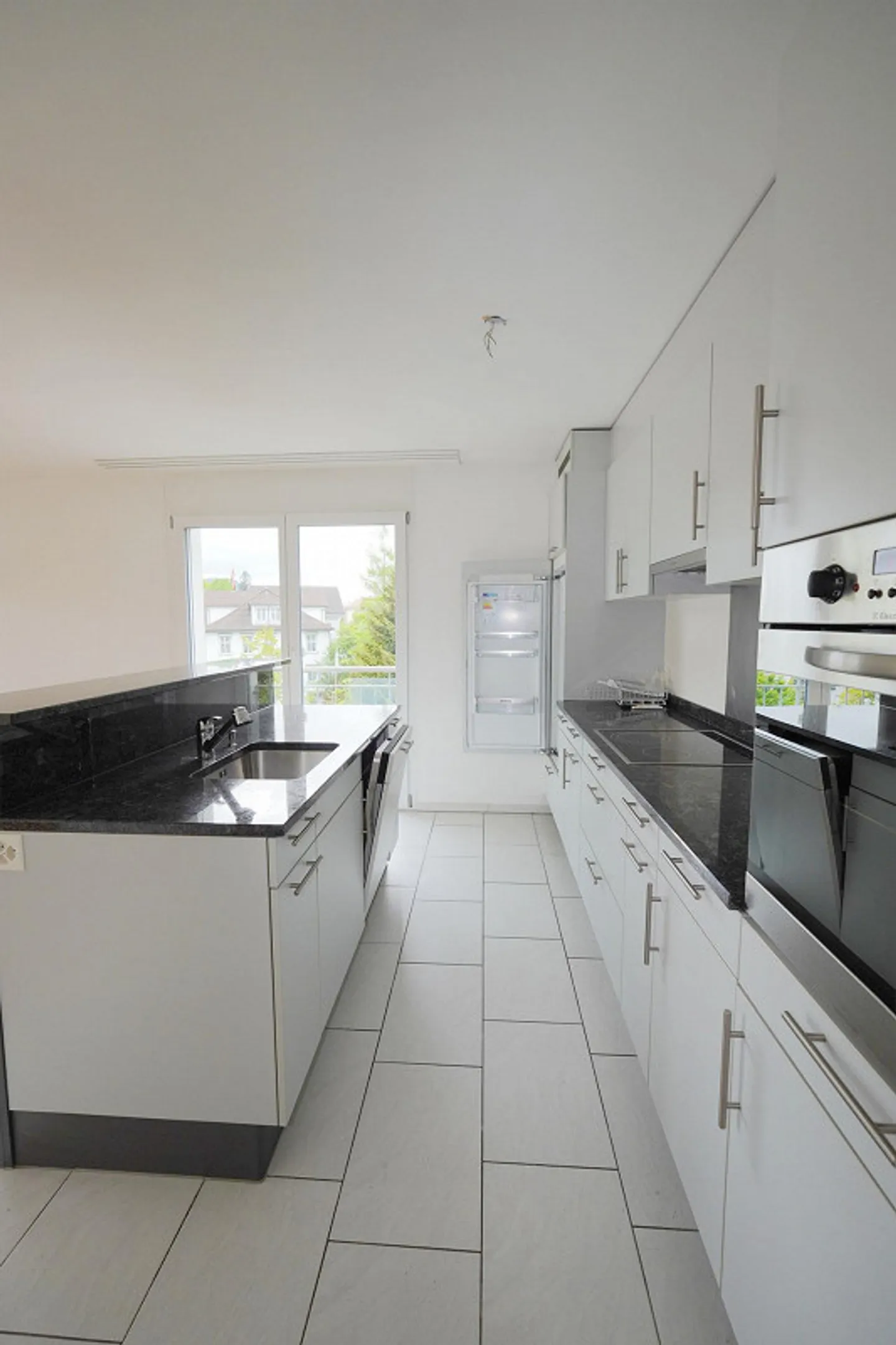 Moderne Wohnung mit Aussicht - Foto 3 von 6
