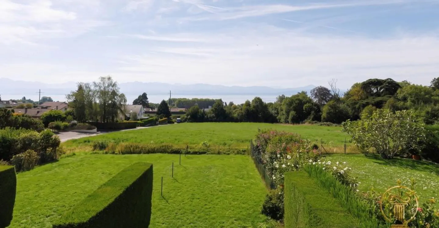 MONT-SUR-ROLLE - Reihenhaus mit Seeblick - Foto 2 von 11