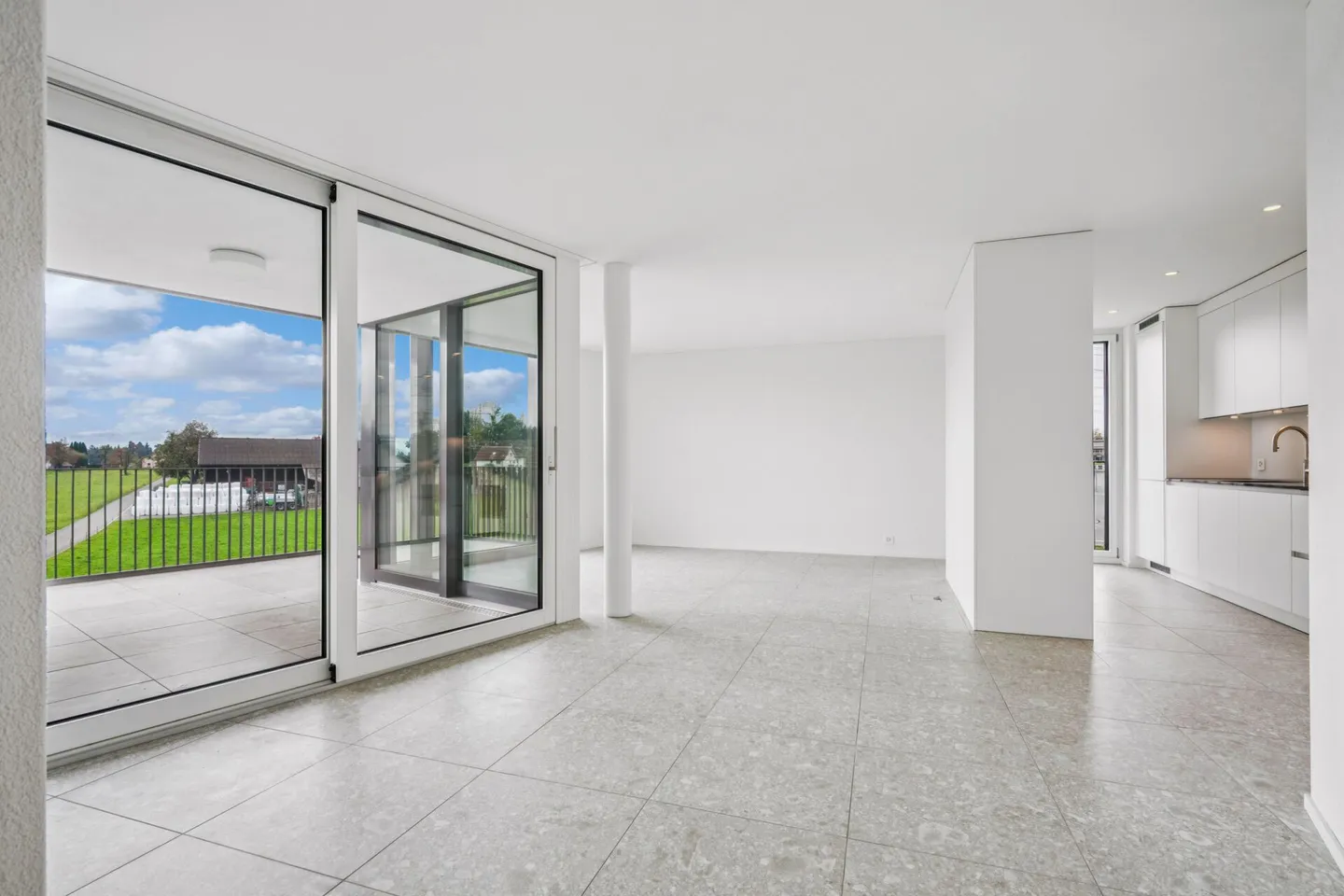 Moderna casa plurifamiliare - completamente affittata - con collegamenti di trasporto ideali - Foto 1 di 5