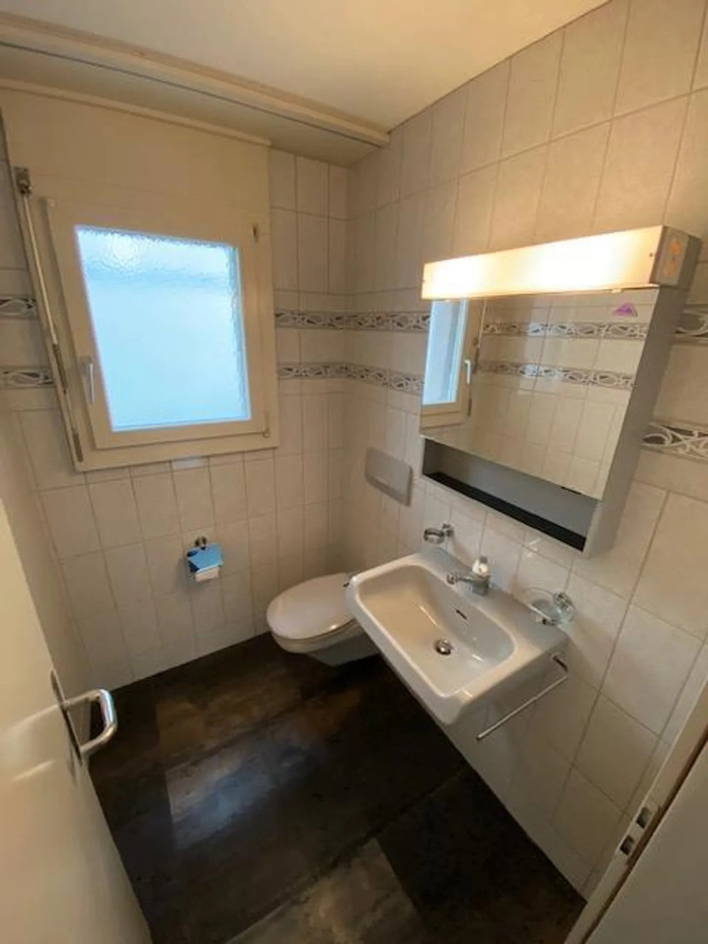 6½-Room Terraced Single-Family House in the Center of Unterseen - Photo 14 of 29