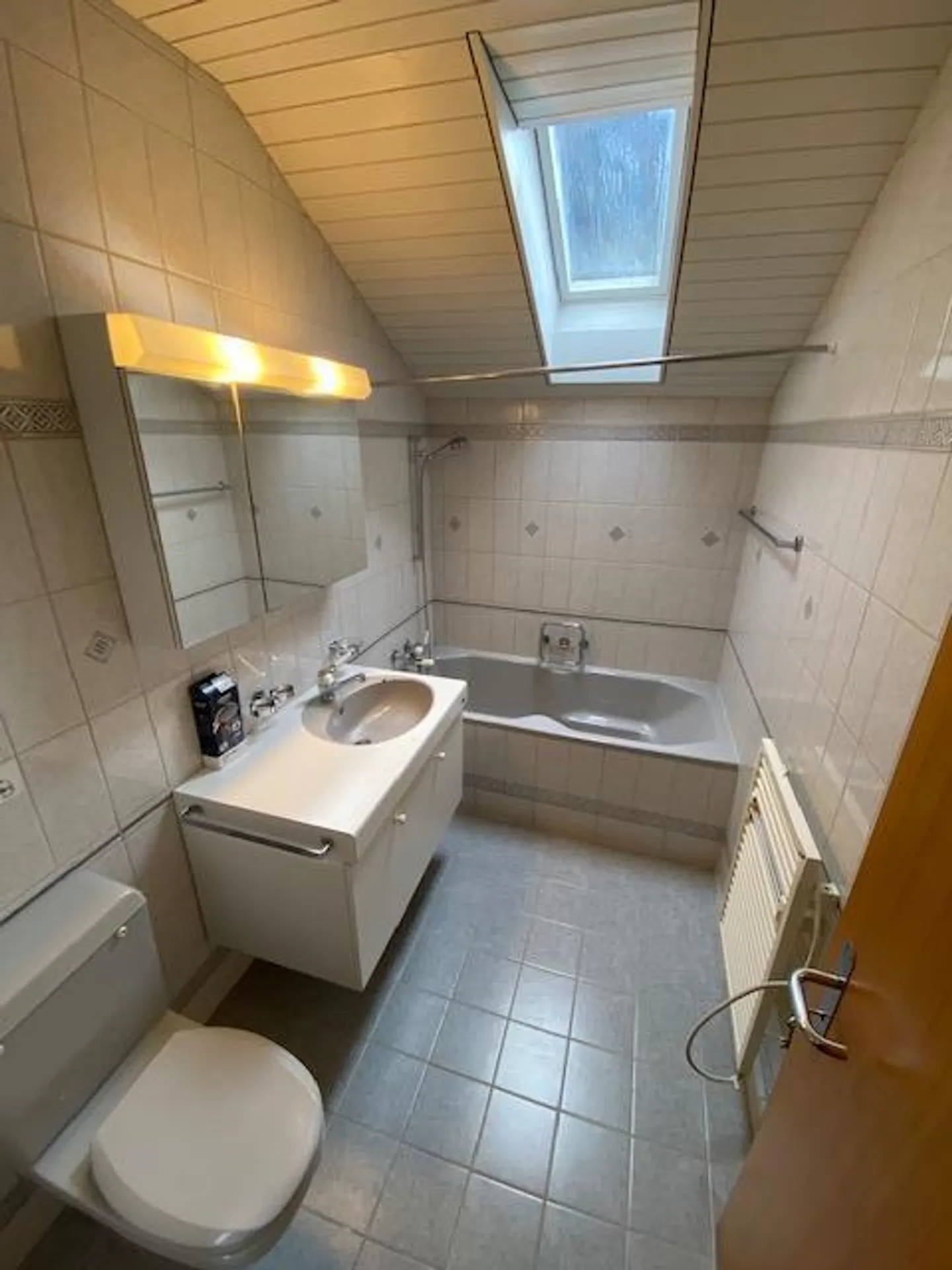 6½-Room Terraced Single-Family House in the Center of Unterseen - Photo 20 of 29