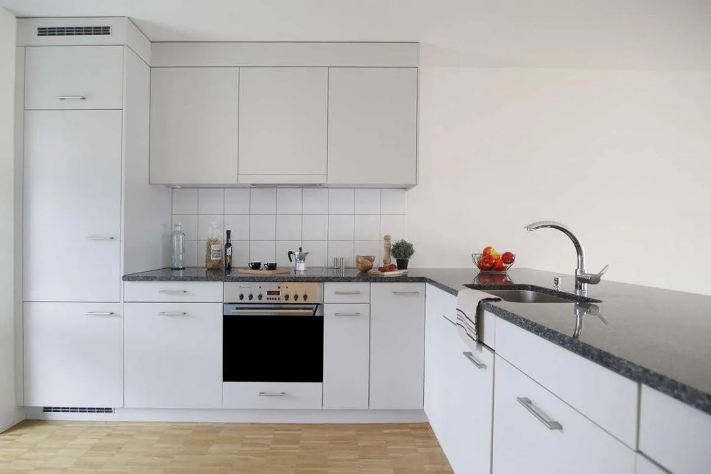 Geräumige Wohnung in Stadtnähe - Foto 3 von 8