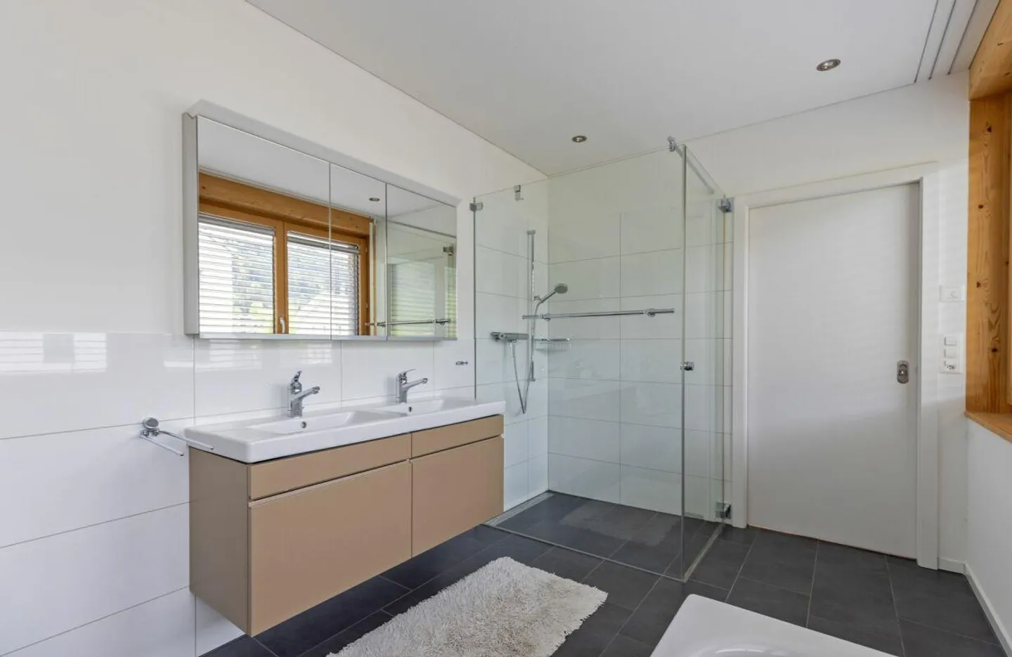 In vendita grande e luminosa appartamento di 4,5 stanze 9055 Bühler vicino a Teufen. - Foto 9 di 16