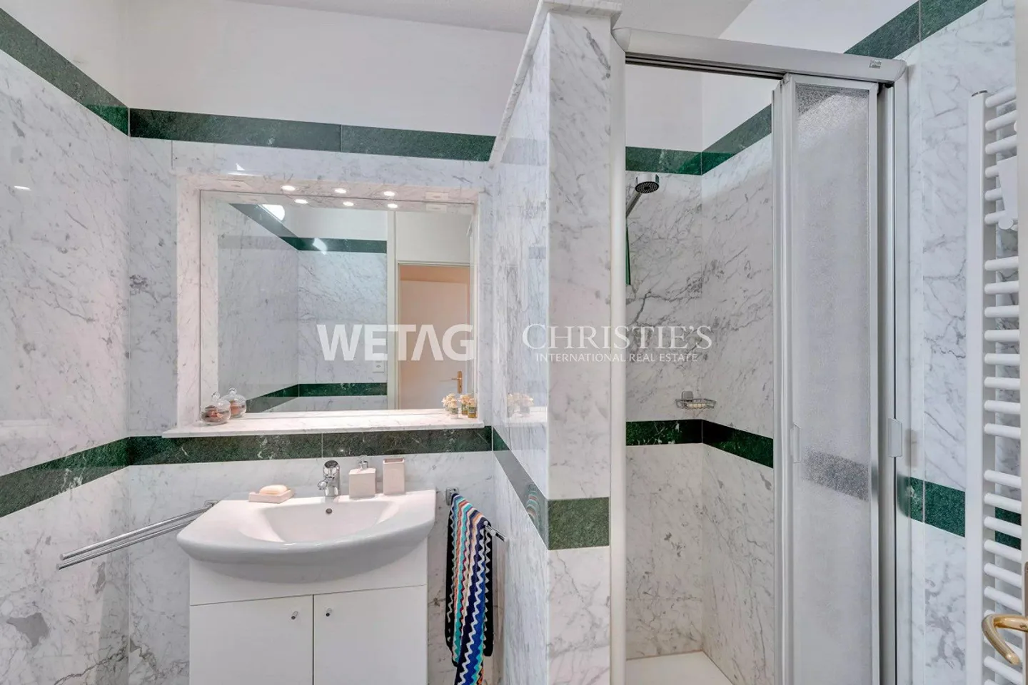 Elegantes Penthouse mit Seeblick - Foto 12 von 13