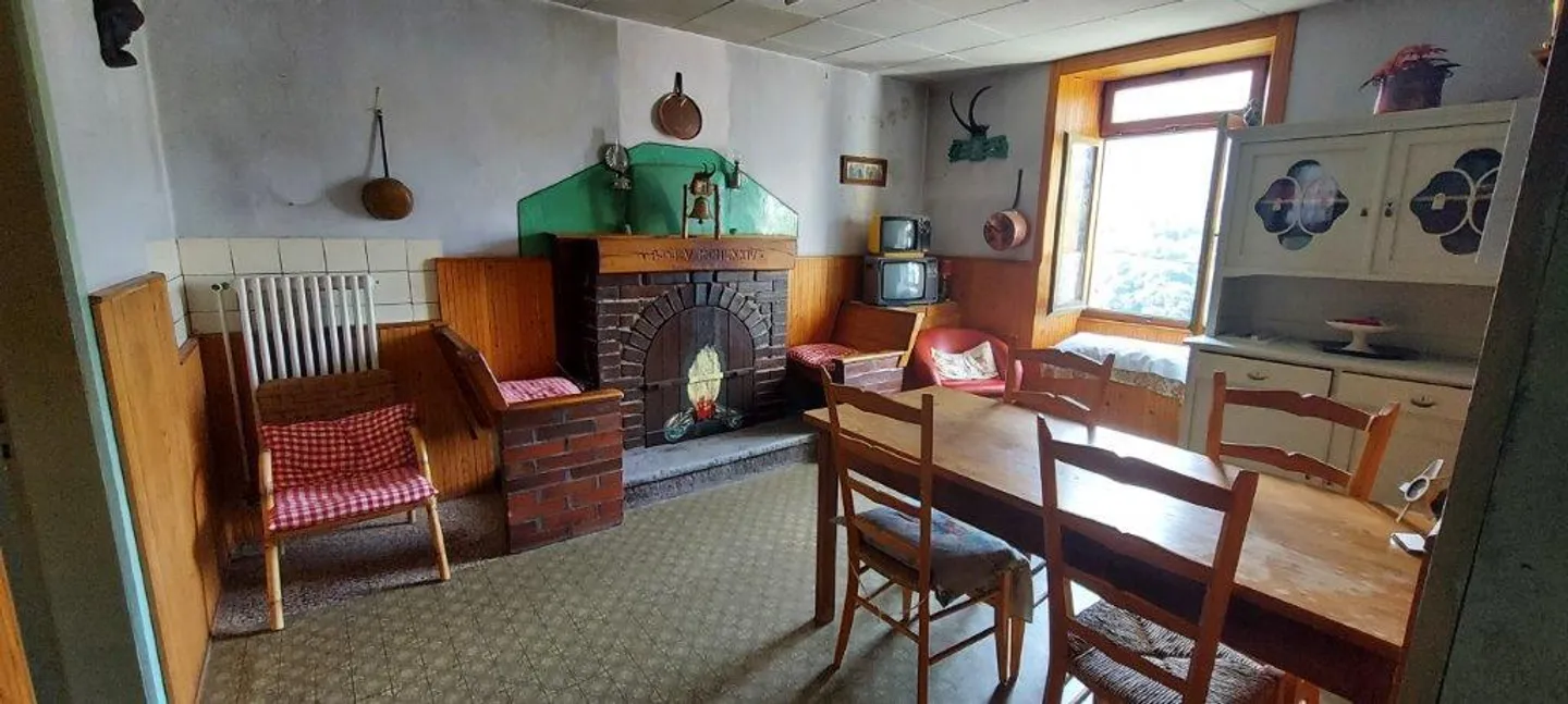 Maison spacieuse de noyau - Photo 2 sur 8